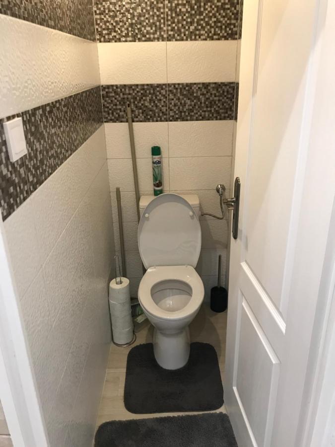 Mora Apartman 2 Kiskunfélegyháza エクステリア 写真