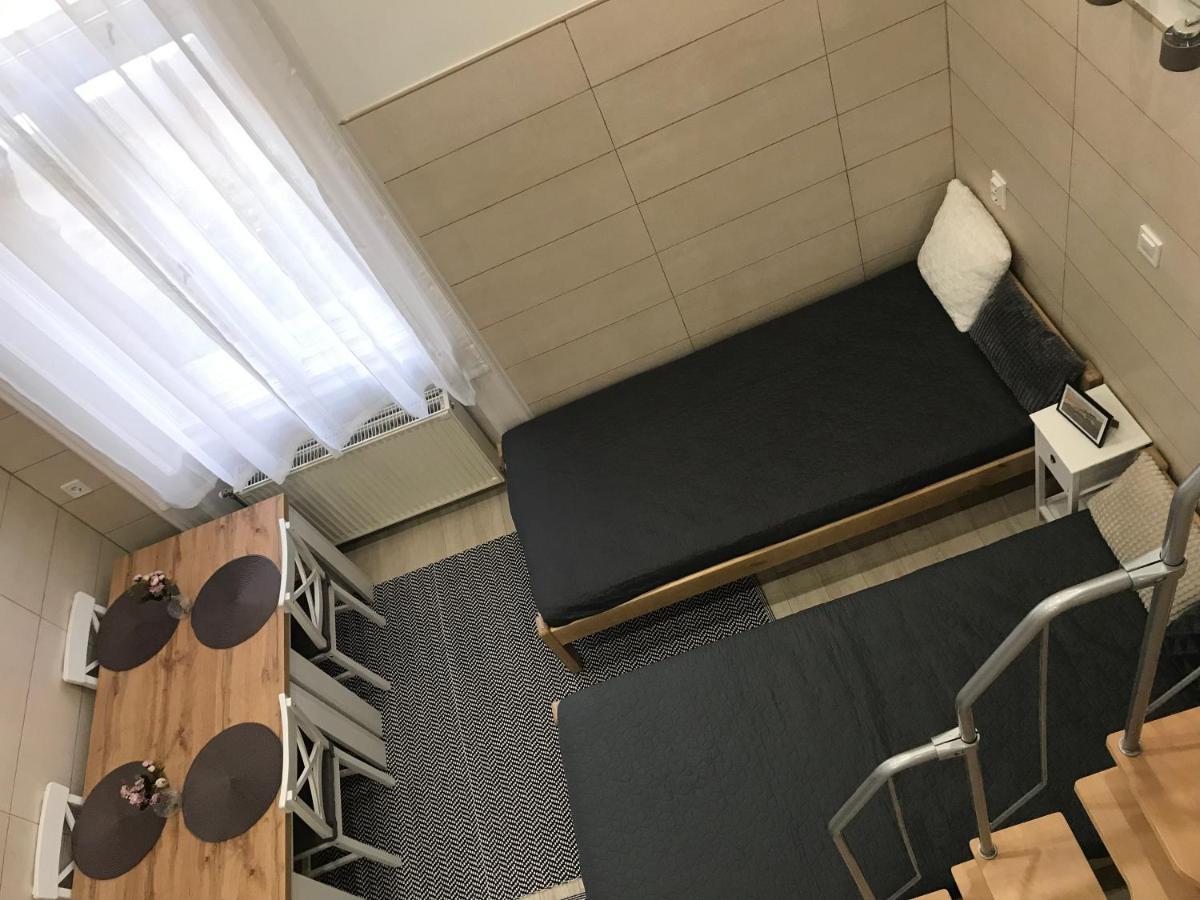 Mora Apartman 2 Kiskunfélegyháza エクステリア 写真