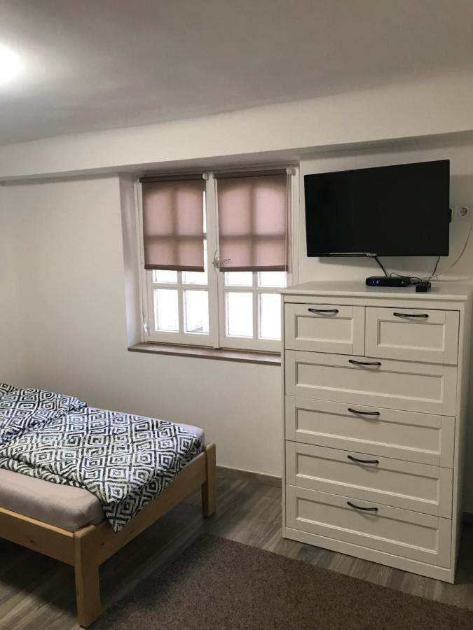 Mora Apartman 2 Kiskunfélegyháza エクステリア 写真
